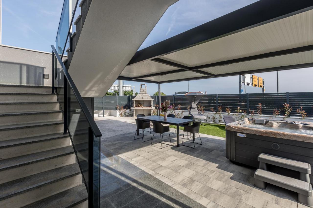 Luxury Apartments Katarina Kastela Exterior photo