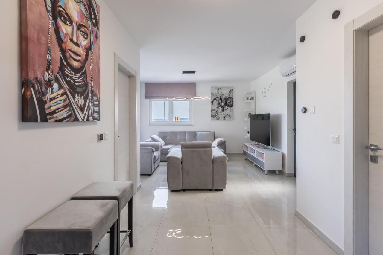 Luxury Apartments Katarina Kastela Exterior photo